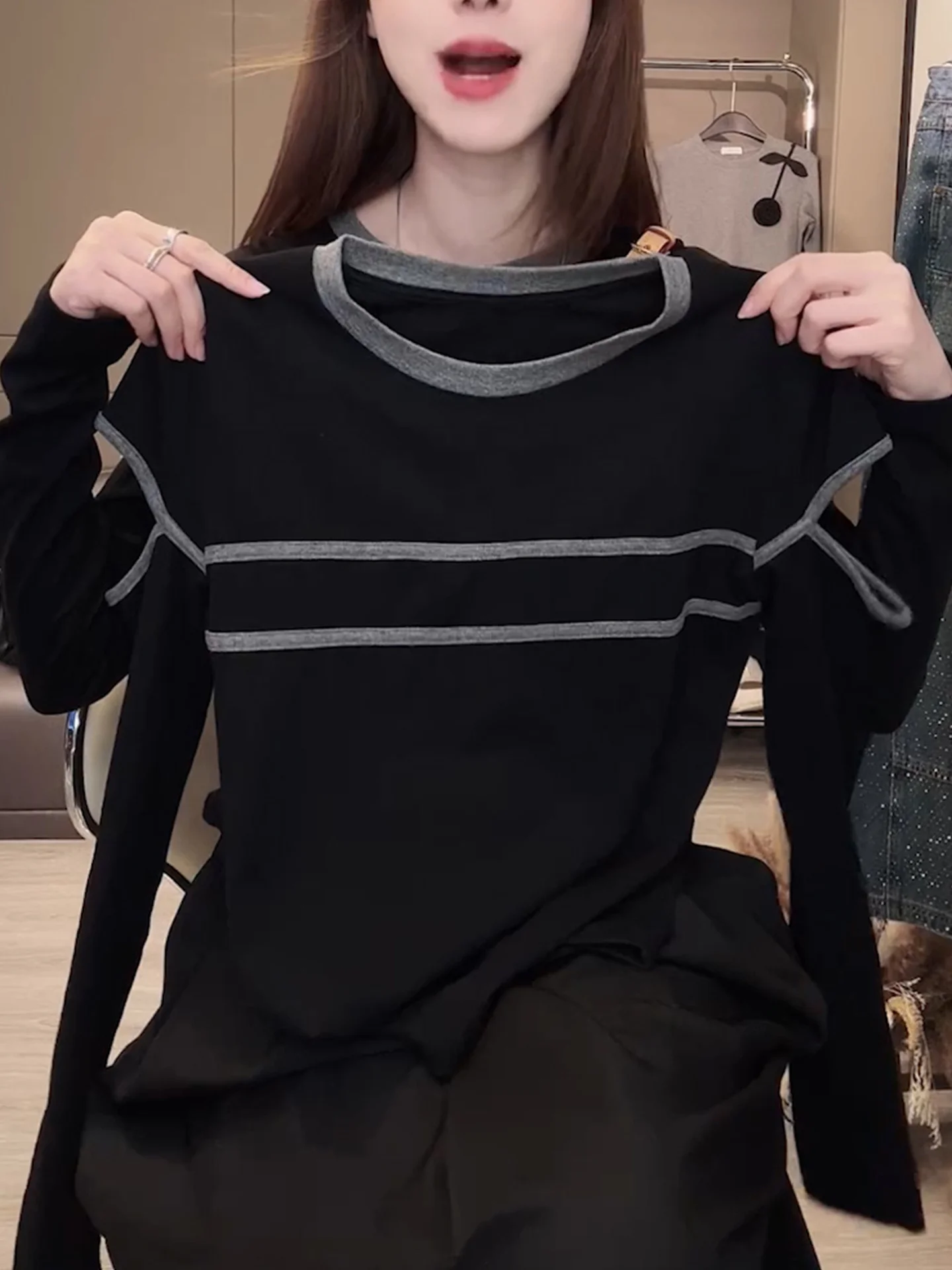 슬리밍 긴팔 티셔츠 패셔너블한 가을 착용 컬러 블록 디자인 베이스 레이어 셔츠 스타일리시한 탑 한국 스타일 출퇴근복