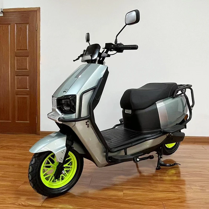 Wholesale High Quality Electric Scooter Motorcycle Moped 1500W 72V20AH Big Electric Bike Long Seat 72V 48V Options Available