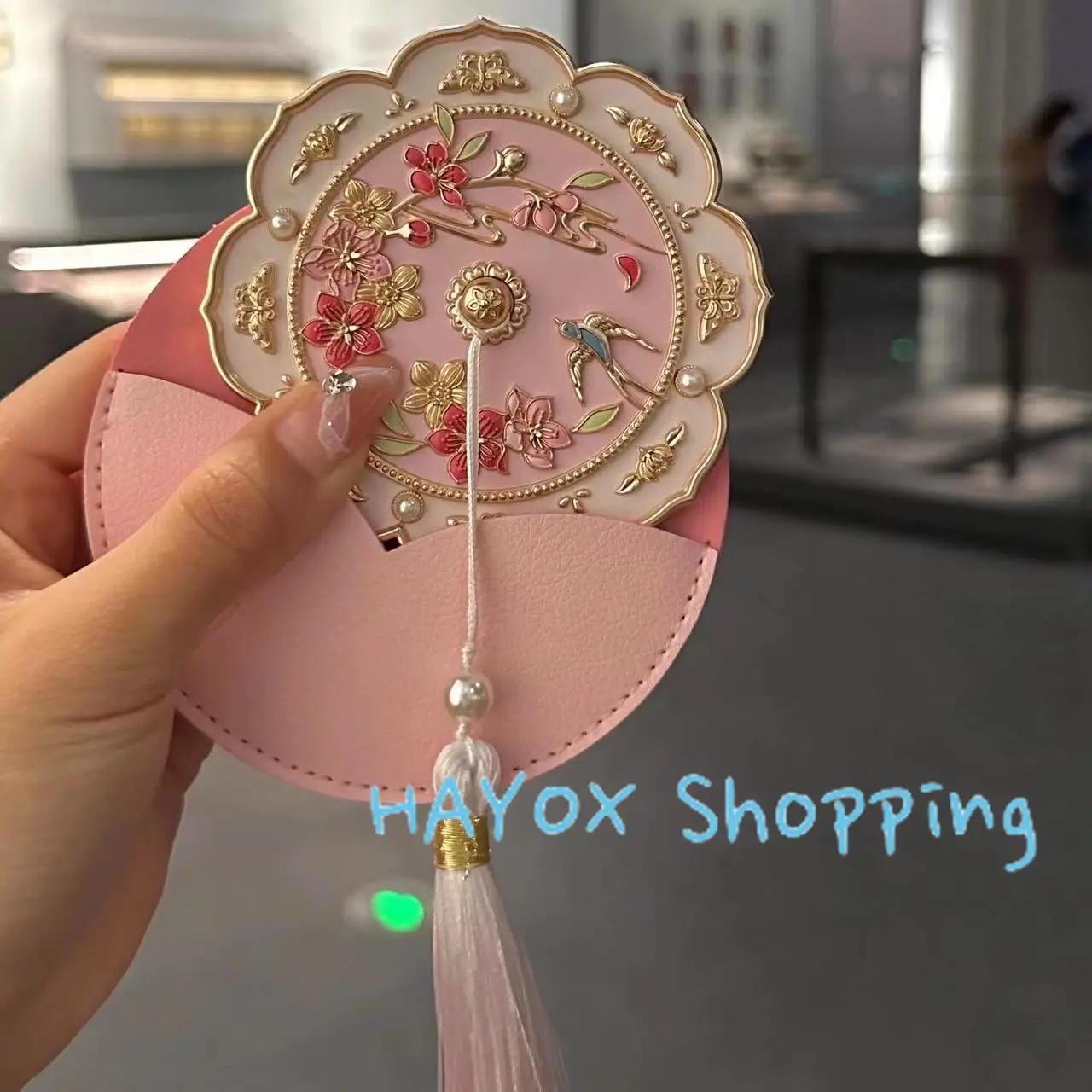 3D Steric Peach Blossom Handle Mirror，Chinese-style Handheld Mirror Textured Butterfly Metal Cosmetic Flower Makeup Mirror