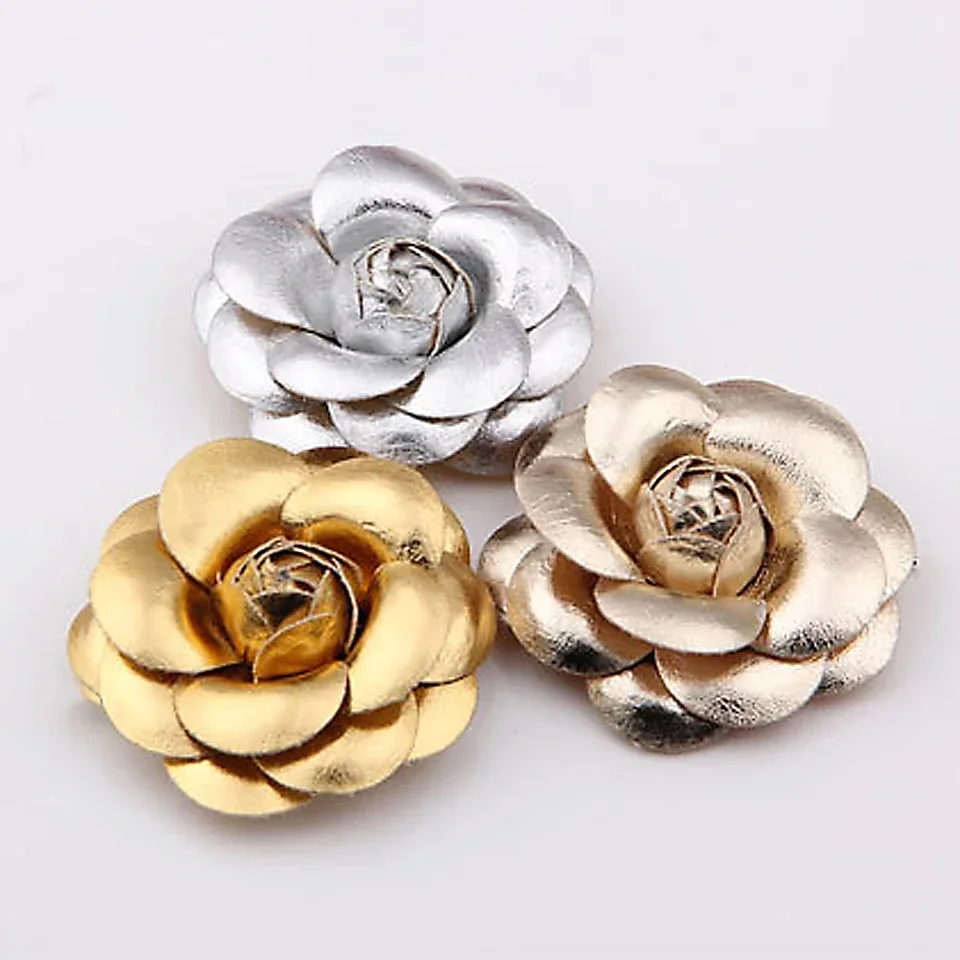 5 cm Oro Argento Colore Cuoio DELL\'UNITÀ di elaborazione Fiore di Rosa Spilla Camelia Corpetto Donne Spille e Spille Sciarpa Fibbia Accessori