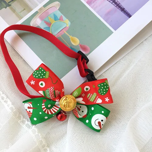

Christmas Pet Collar For Cats And Dogs Adjustable Neck Scarf With Bell Soft Plush Holiday Decoration Puppy Kitten Accessories