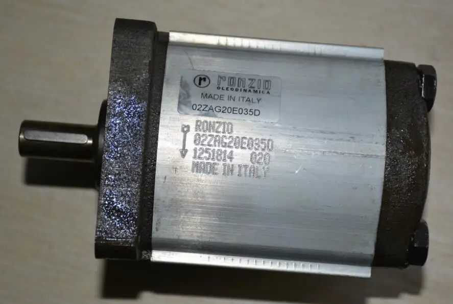 RONZIO02ZAG14C035D gear pump