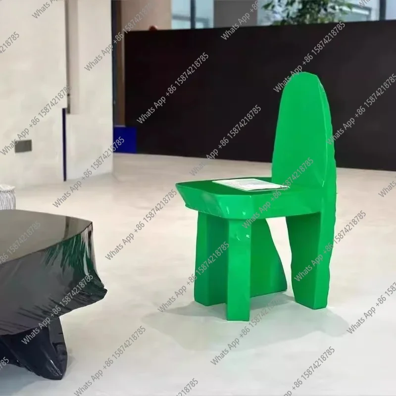 

S Modern Simple Fiberglass Texture Dining Chair Art Display Back Chair Medieval Designer Interior Decoration
