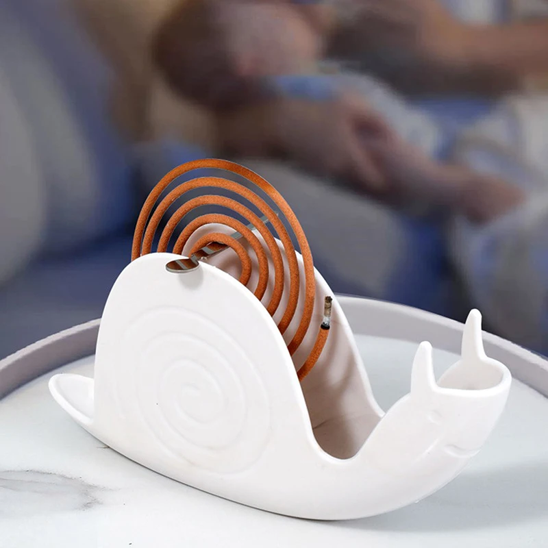 Snails Mosquito Coil Holder with Tray Nordic Style Spiral Summer Day Plastic Mosquito Repellent Incense Rack Plate Home Dec