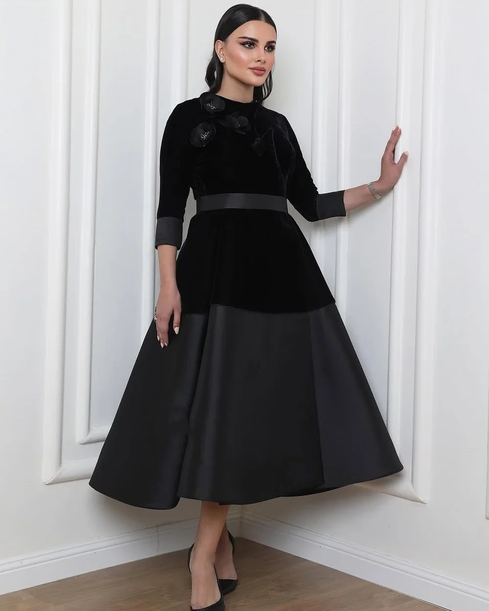 

Customized Exquisite Elegant Sash Handmade Flower Beading A-line High Collar Long Dresses Bespoke Occasion Dresses High Quality