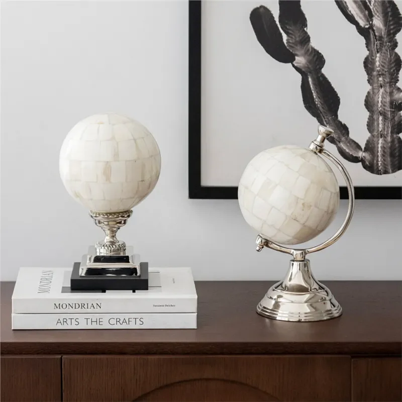 Modern White Beef Bone Mosaic Ball Art Ornament Indian Craft Splicing Sphere Desktop Home Decoration Elegant Geometric Accent