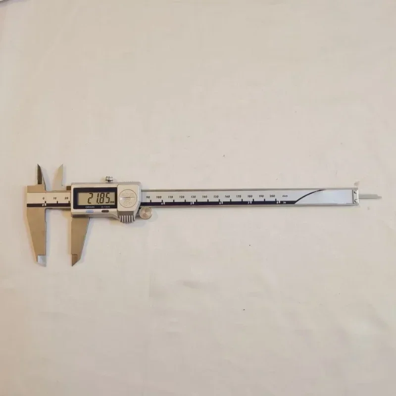 500-753-20 dustproof and waterproof digital caliper, IP67 absolute caliper