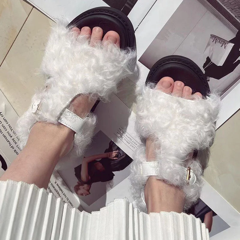 2023 European Station Fashion Ladies Wool Slippers Temperament Trend Slippers Casual Outdoor Girl Charm New Fur Platform Sandals