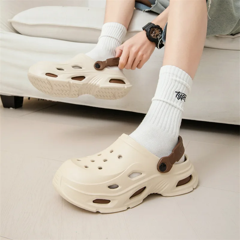Thick-soled Hole Shoes Men's Summer 2026 New Fashion Beach Sandals Non-slip Slippers Women Eva Clogs & Mules Couple Slippers