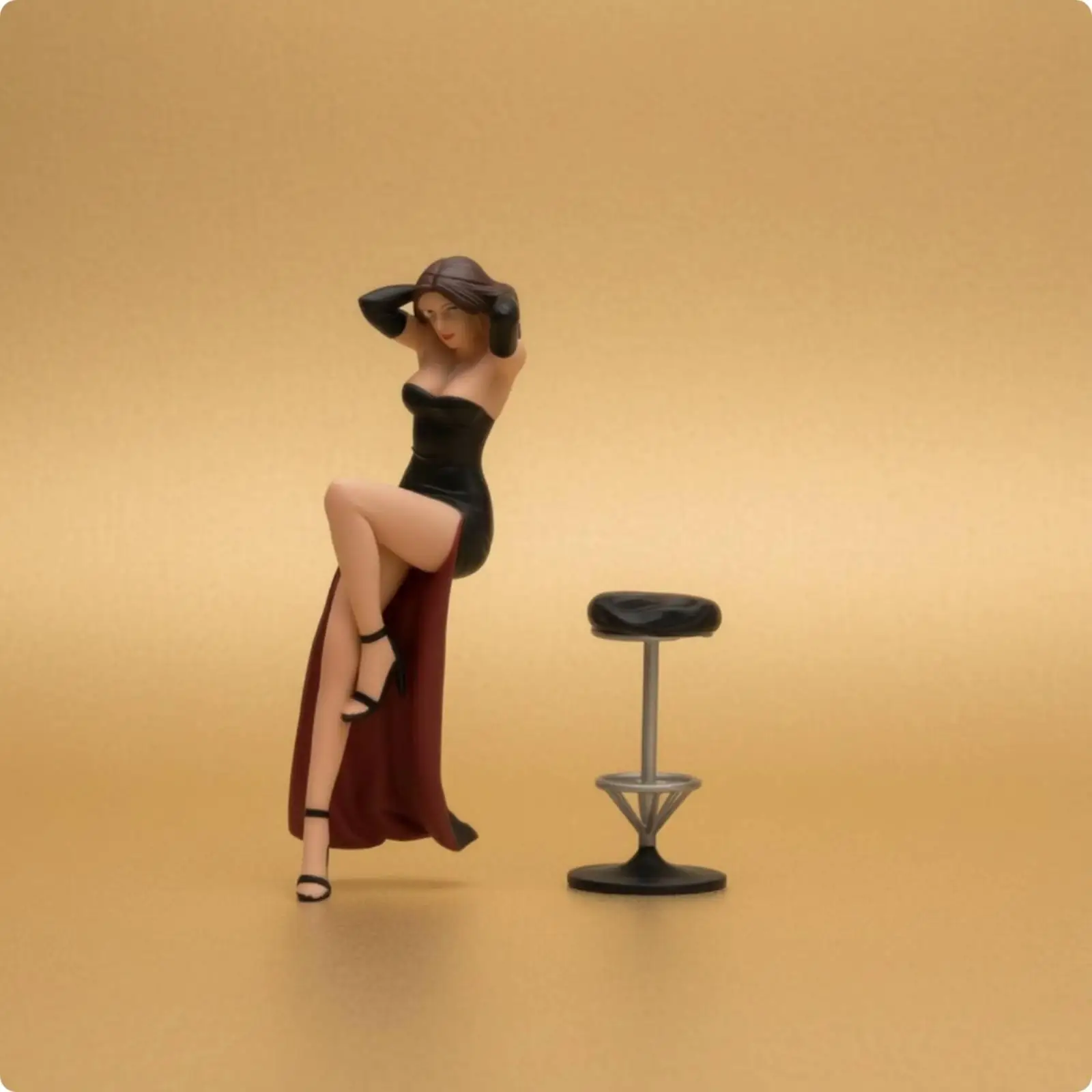 Resin Miniature Figure Seated Beautiful Girl Hentai Style Stool Accessory Model for Collectible Diorama Room Layout