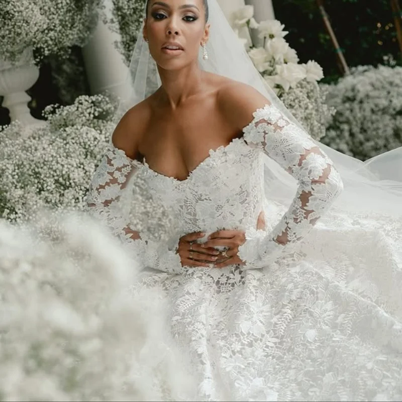 

Lace White Appliques Wedding Dresses off-shoulder A skirt decal Bridal long sleeves Gowns Made Customized