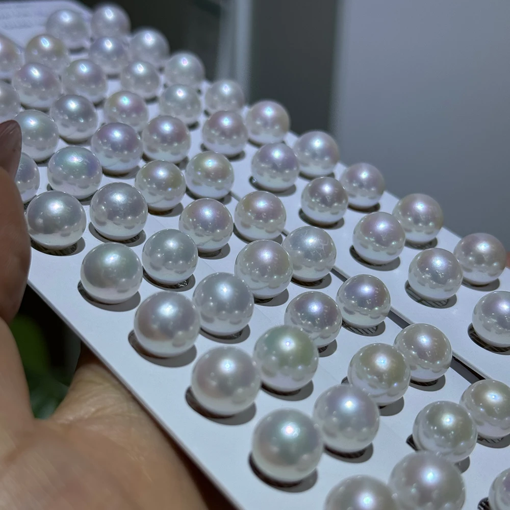 

Классические и простые серьги-гвоздики из 18-каратного золота с хорошим блеском и большим белым жемчугом 10-11 мм для элегантных женщин с перламутровым свечением Авроры