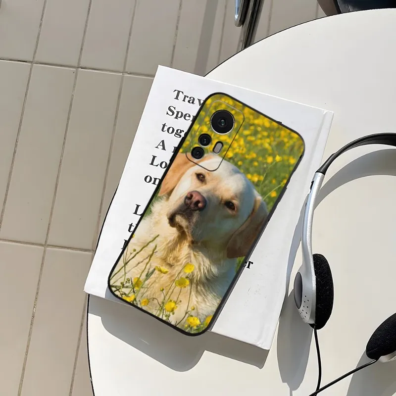 Labrador Dog Phone Case Funda For Xiaomi 13 12 11 10T 9 T Pro Pro Lite Ulltra X MIX4 CIVI Black Coque