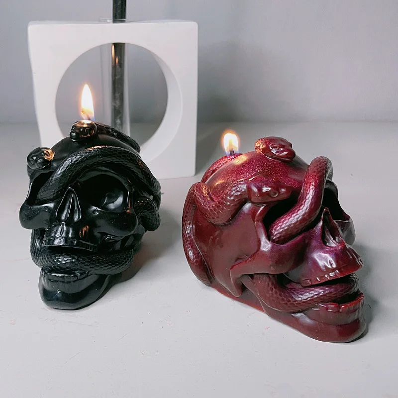 Low Temperature Candle, Drop Wax, Anti-Burning Candle, 48 ° Drop  Candle. Snake Skull Flirting Items