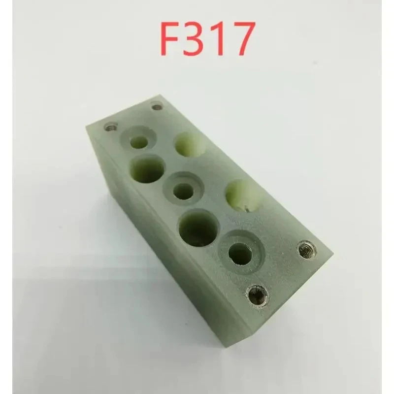 Placa aislante superior F317 A290-8110-X600 27L*70W*35H para máquinas de electroerosión por hilo