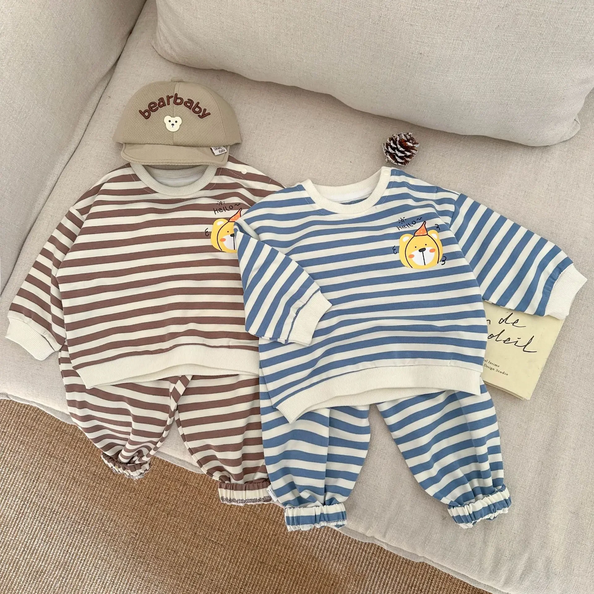 

Baby Clothing Stripes Cute and Comfortable Set 2025 Spring New Male Baby Fashion Casual Hoodie Casual Pants Two Piece Set