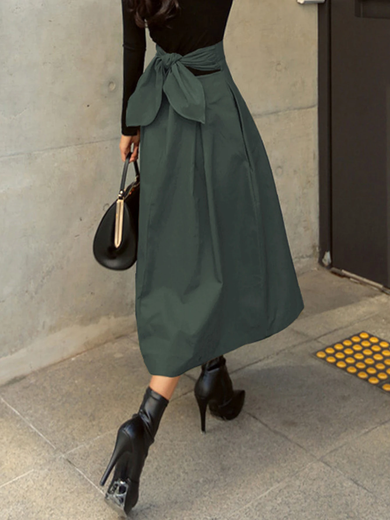 تنانير أنيقة على شكل حرف a للنساء على طراز المدرسة Preppy تنورة طويلة بخصر عالي المرونة مع فيونكة ملابس نسائية تنانير نسائية