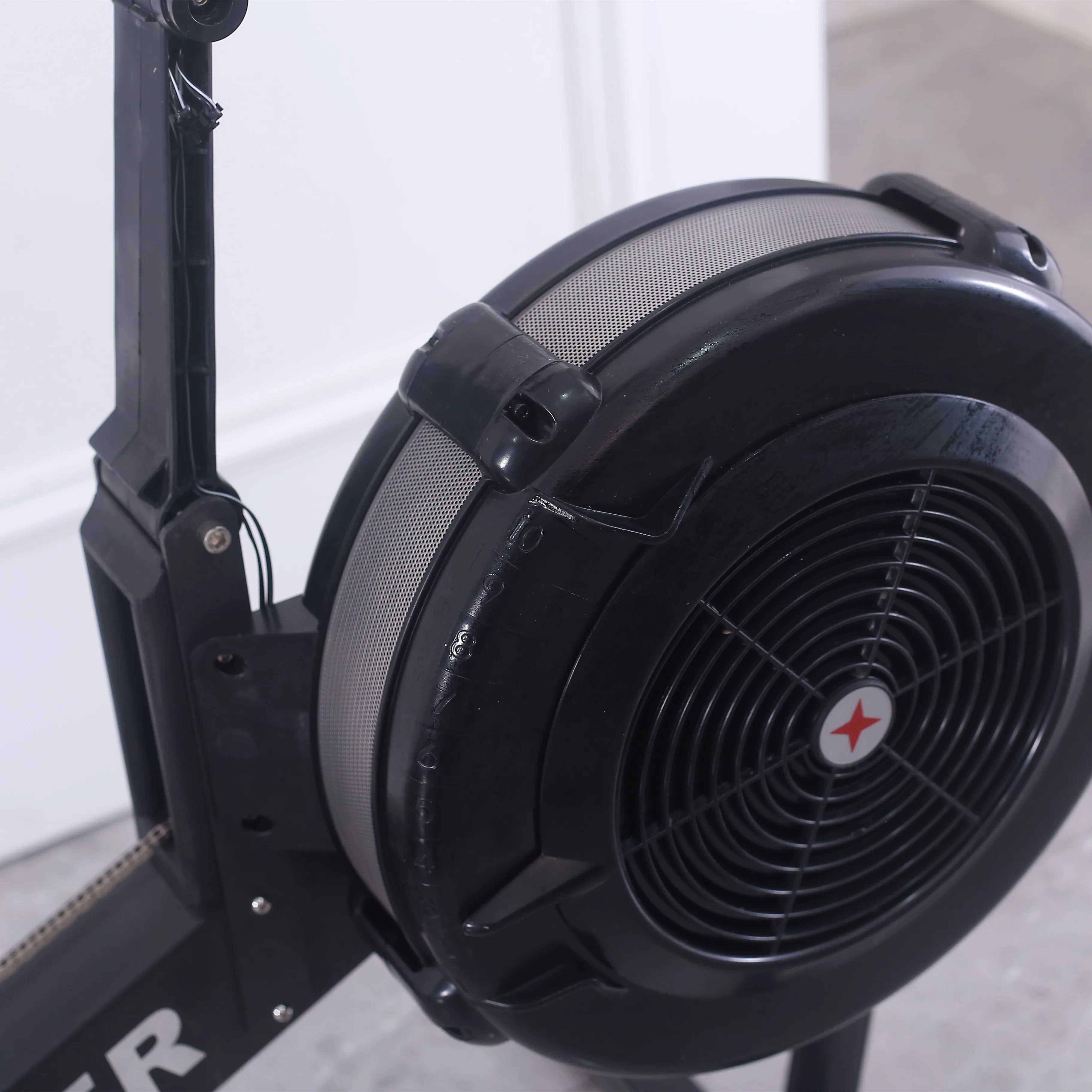 

Новинка 2026 года: Коммерческий гребной тренажер Air Rower для кардиотренировок, хит продаж по заводской цене
