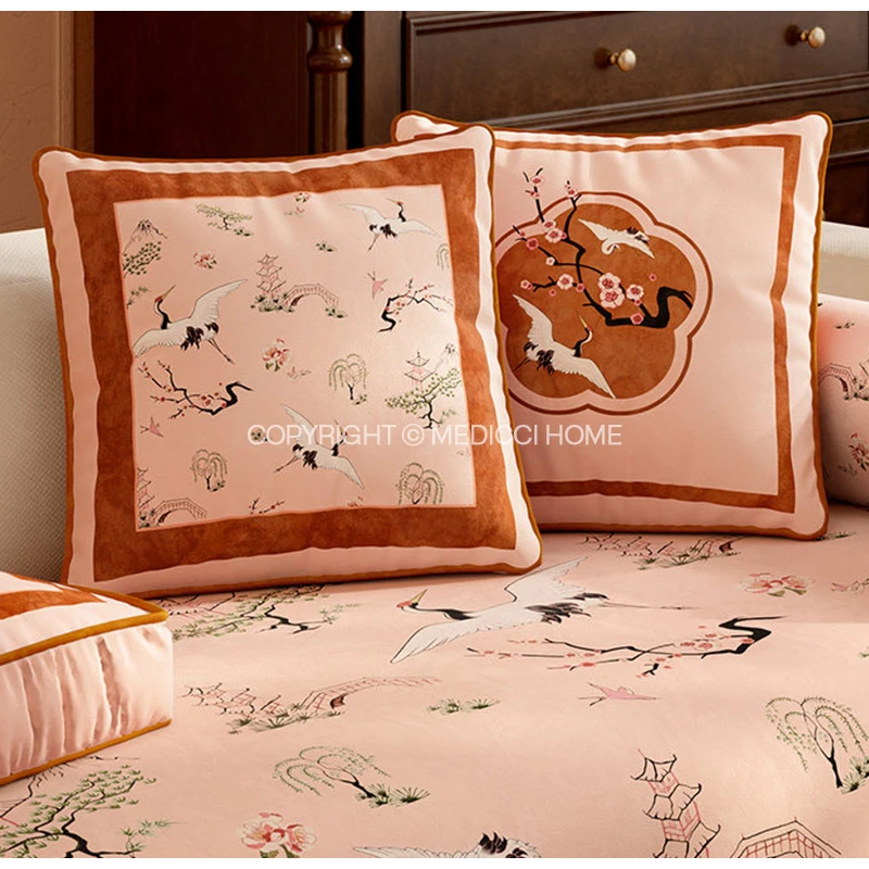 Medicci Home Antique Square Velvet Throw Pillow Covers Crane Pagoda Theme Print Living Room Cushion Case 45x45cm Retro Nude Pink