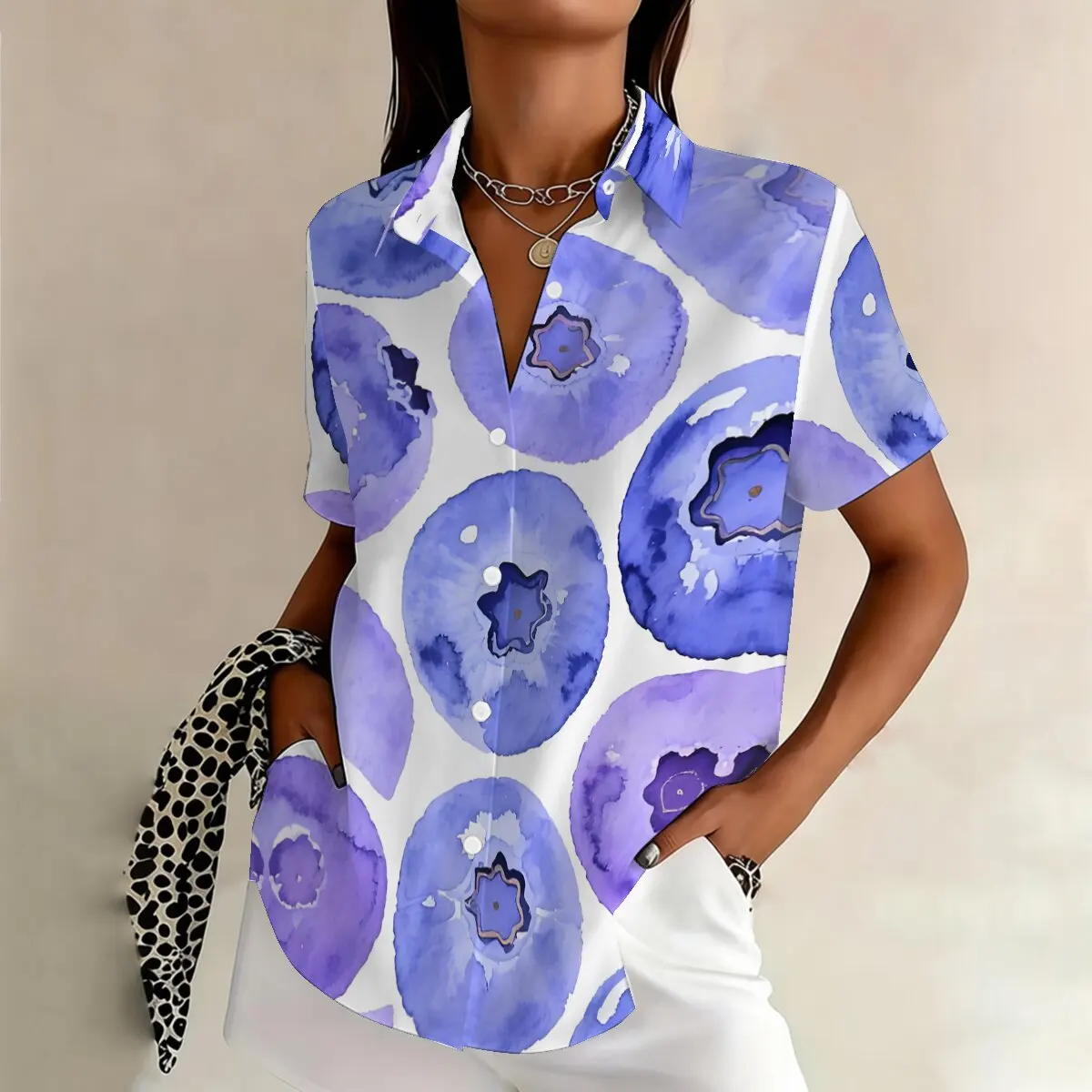 

Bestselling plus-size women's blueberry print short-sleeved shirt, simple print, loose and comfortable