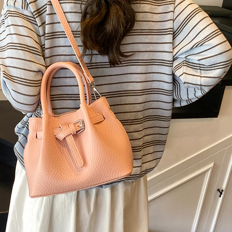 

Belt Pink Bucket Bag for Women Summer New American Retro Magnetic Snap Sweet Crossbody Bags Exquisite High End One Shoulder Bag