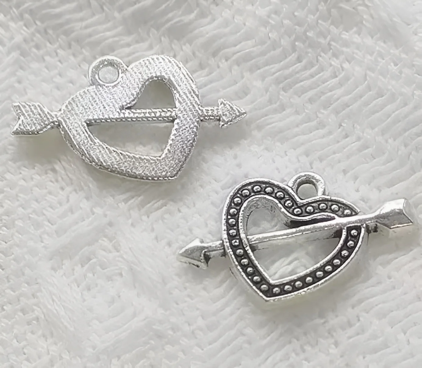 

10pcs 17*25mm Alloy matel tibetan silver heart pendants HWEF0456