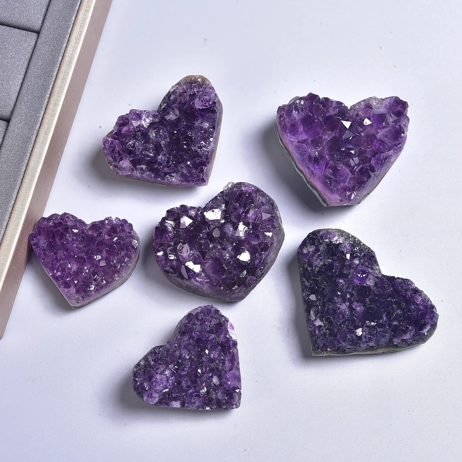 Natural Amethyst Crystal Heart Cluster Raw Ore Healing Crystal Mineral Stone Specimen Gifts Collection Home Aquarium Decoration