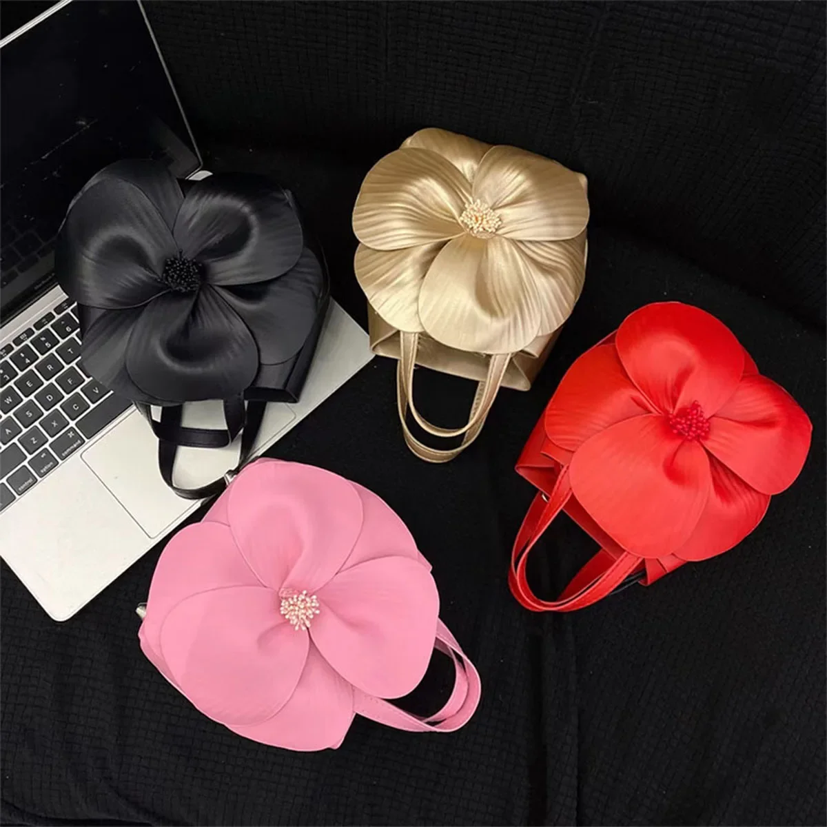 Temperament Fashion Tote Bag Flowers Bucket Bag French Petals Makeup Bag High Quality Minimalist Crossbody Purse forWomen