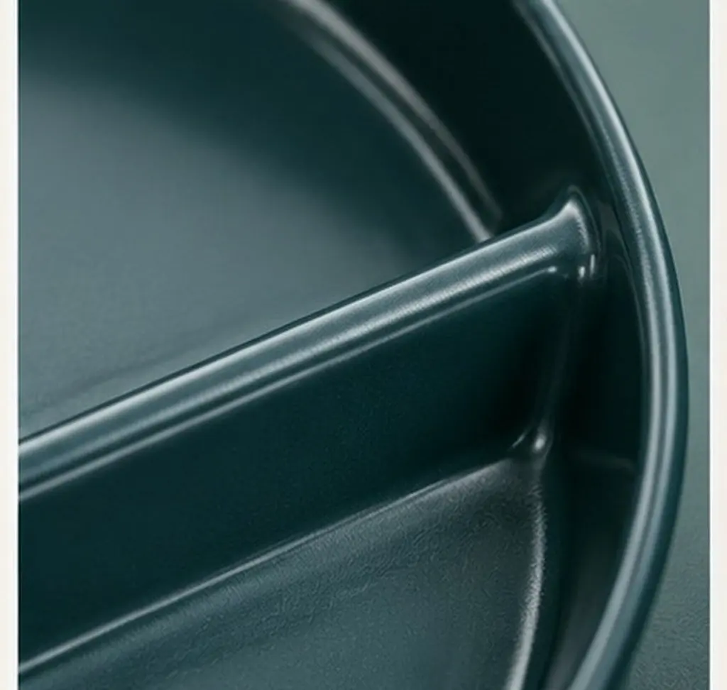 Heavy-Duty Three-Compartment Plate Food-Separating Breakfast Dish Heat-Resistant Non-Slip Surface Easy-Clean PP Material