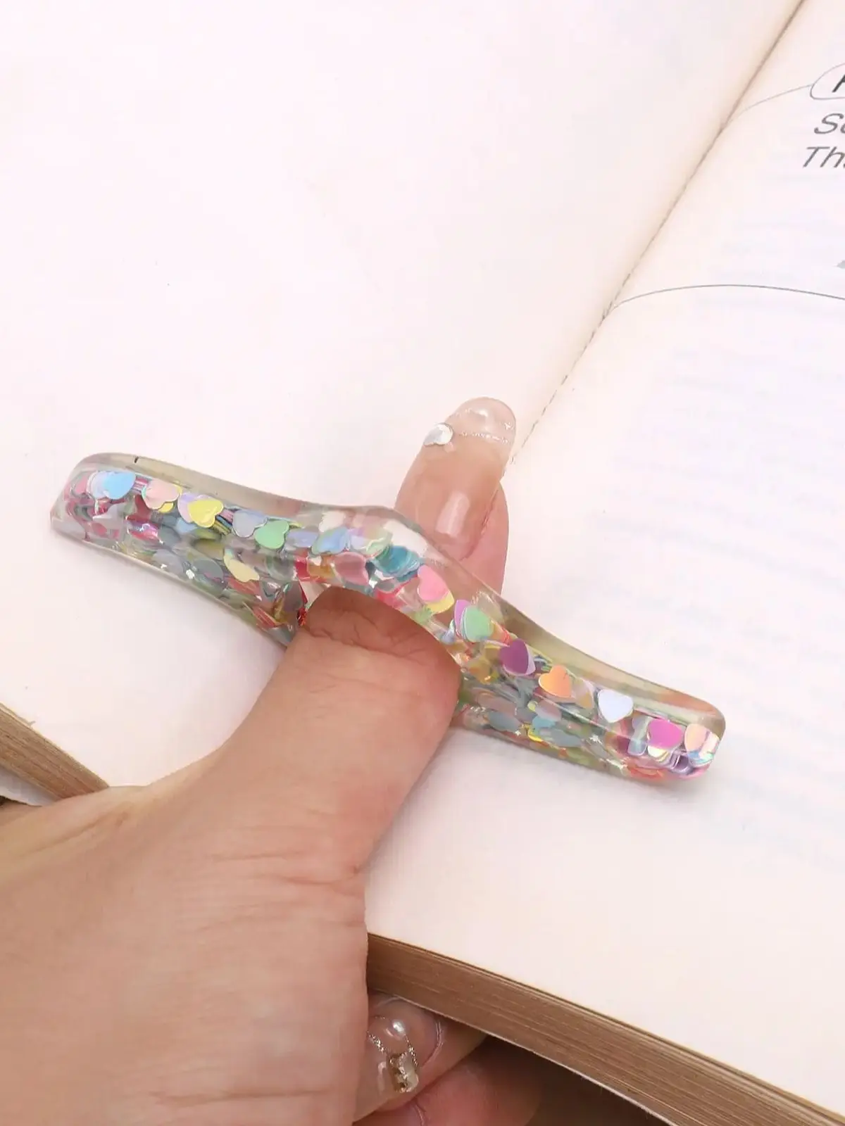 Marque-page de pouce coloré en résine, 1 pièce, aide à la lecture des doigts personnalisée, accessoire d'apprentissage à la mode