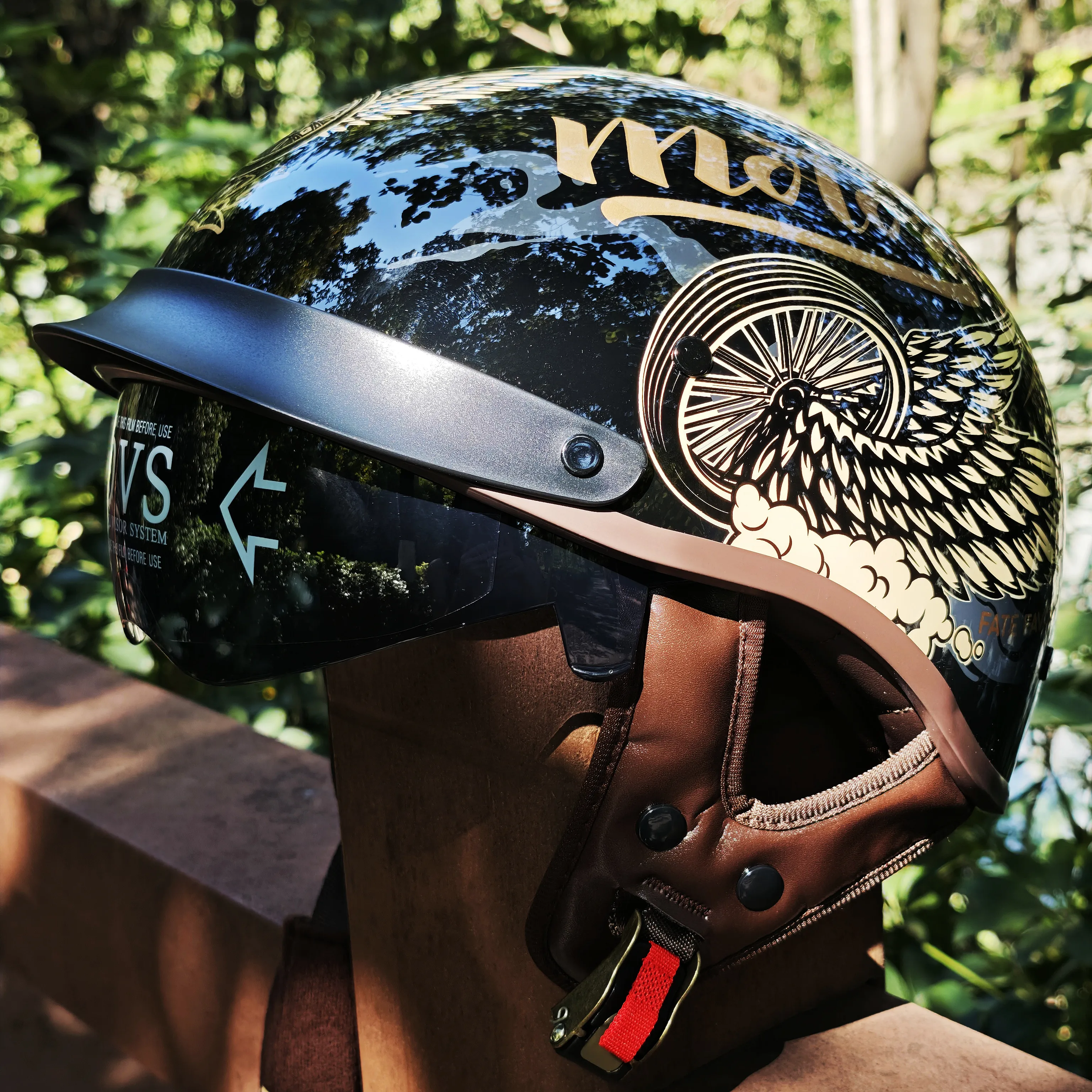 Retro Motorcycle Helmets for Men Vintage Motorbike Half Helmet with Built-in Lens Summer Electric Bike Safety Cap Fashion Harley
