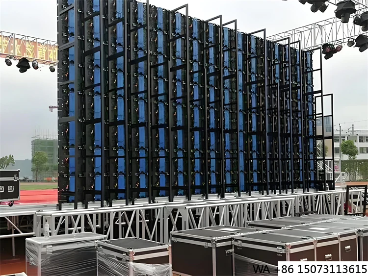 ป้ายไฟ LED สีเต็มรูปแบบสำหรับภายนอกอาคาร P2.604 - ความสว่างสูงสำหรับการเช่าเวทีงานอีเว้นท์