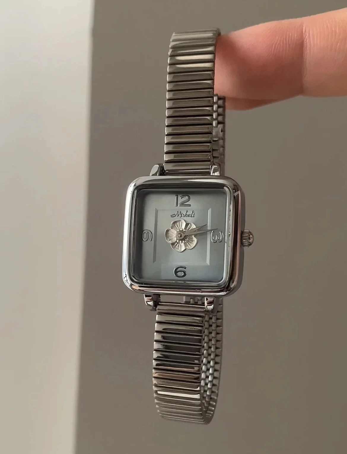 New women's watch high-end glacier blue square niche women's watch temperament quartz original women's gift