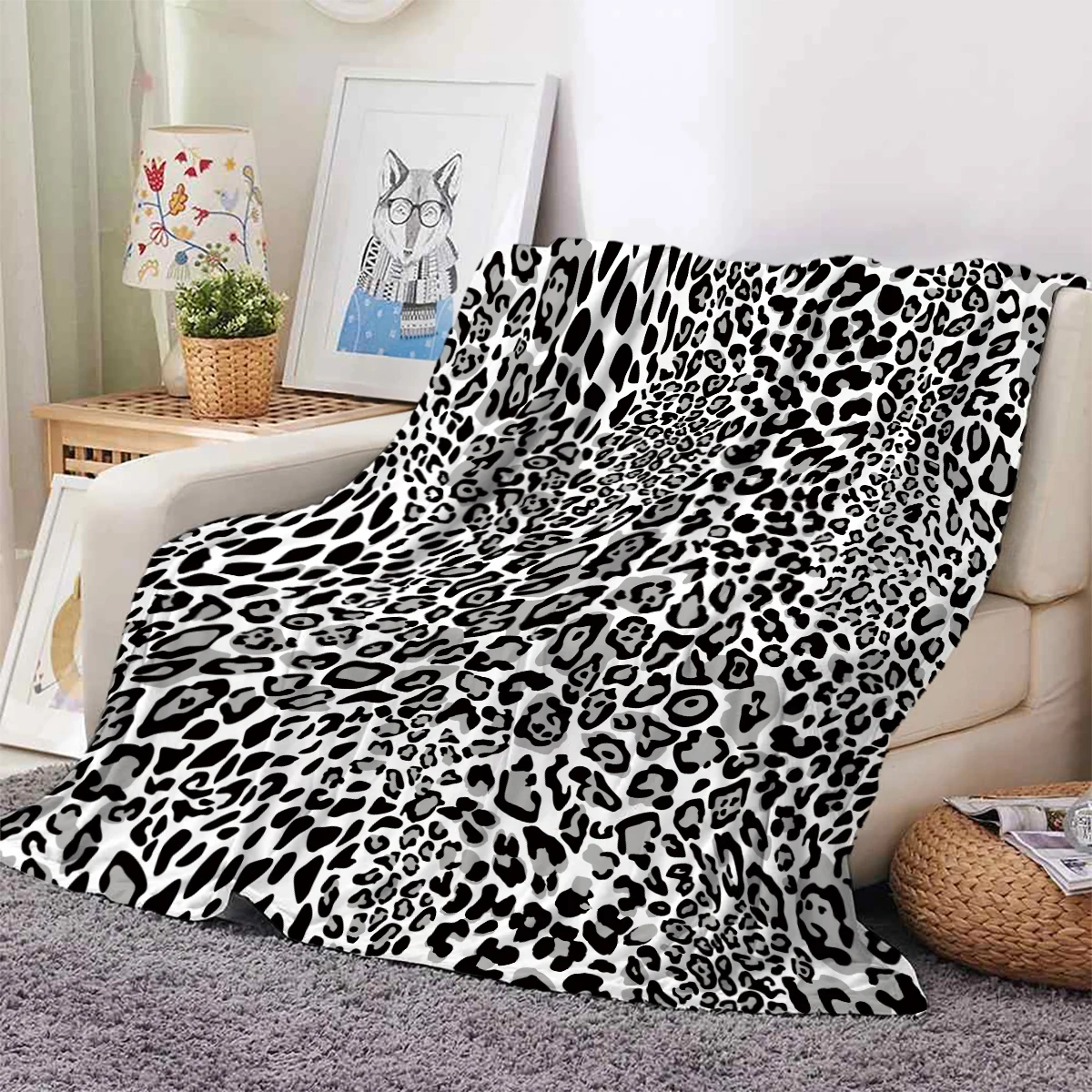 Cozy Leopard Print Throw Blanket Black and White Soft Fleece Bed Blanket Lightweight Plush for Bedroom Livingroom,