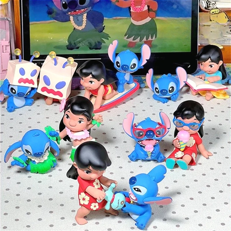TOPTOY Stitch Happy Daily Series Blind Box Lilo&Stitch Anime-Figuren Überraschungsbox Spielzeug Niedliche Schreibtisch-Deko Modell Mystery Box Geschenke