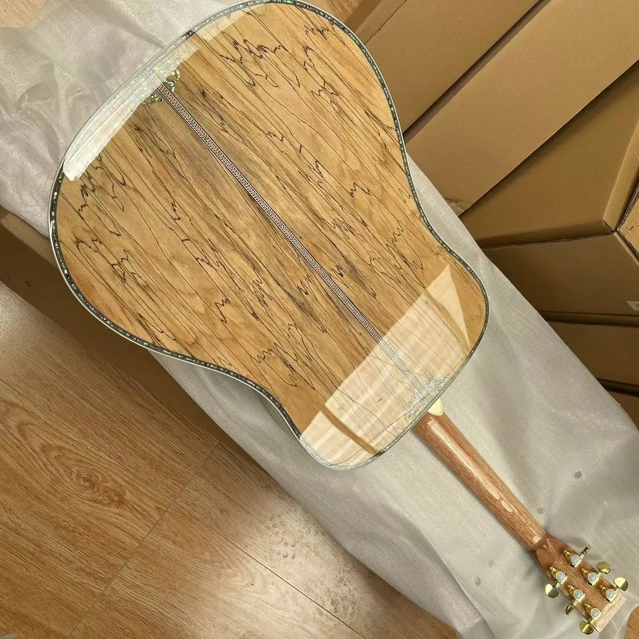 

41-inch luxury acoustic guitar. Geotext Side and Back, Ebony Fingerboard Abalone Shell Bound 2026-5