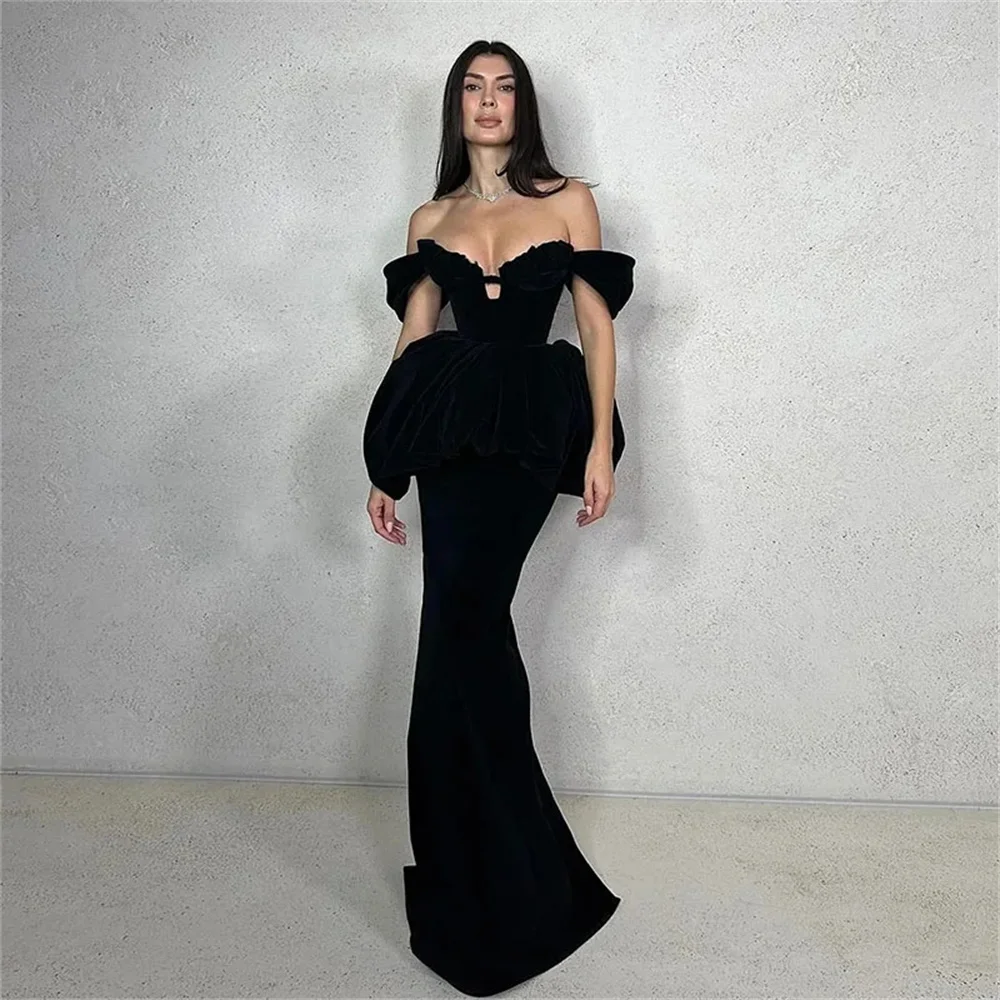 

Elegant New Off the Shoulder Sheath Evening Dress Formal Party Dress Black Velvet Prom Dresses