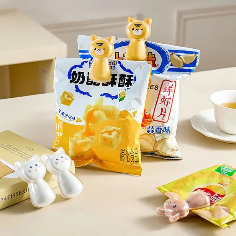Home creative sealing clip, anti slip strong clip structure, moisture-proof food bag clip for potato chips, nuts, and vegetables