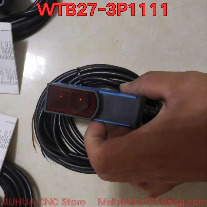 Second-hand WTB27-3P1111 photoelectric sensor function test is normal