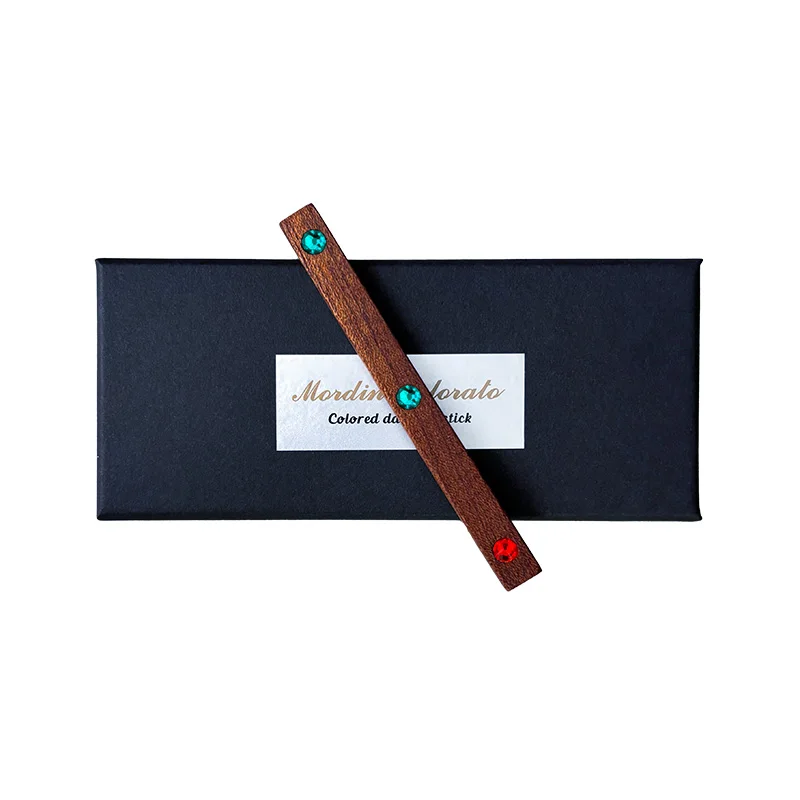 عصا الماس الملونة المصنوعة يدويًا من خشب الجوز الدعائم السحرية تتغير اللون أوهام ماجي للتحايل