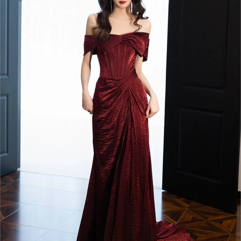 Toasting dress fish tail waist red shoulder out of the cabinet banquet back female