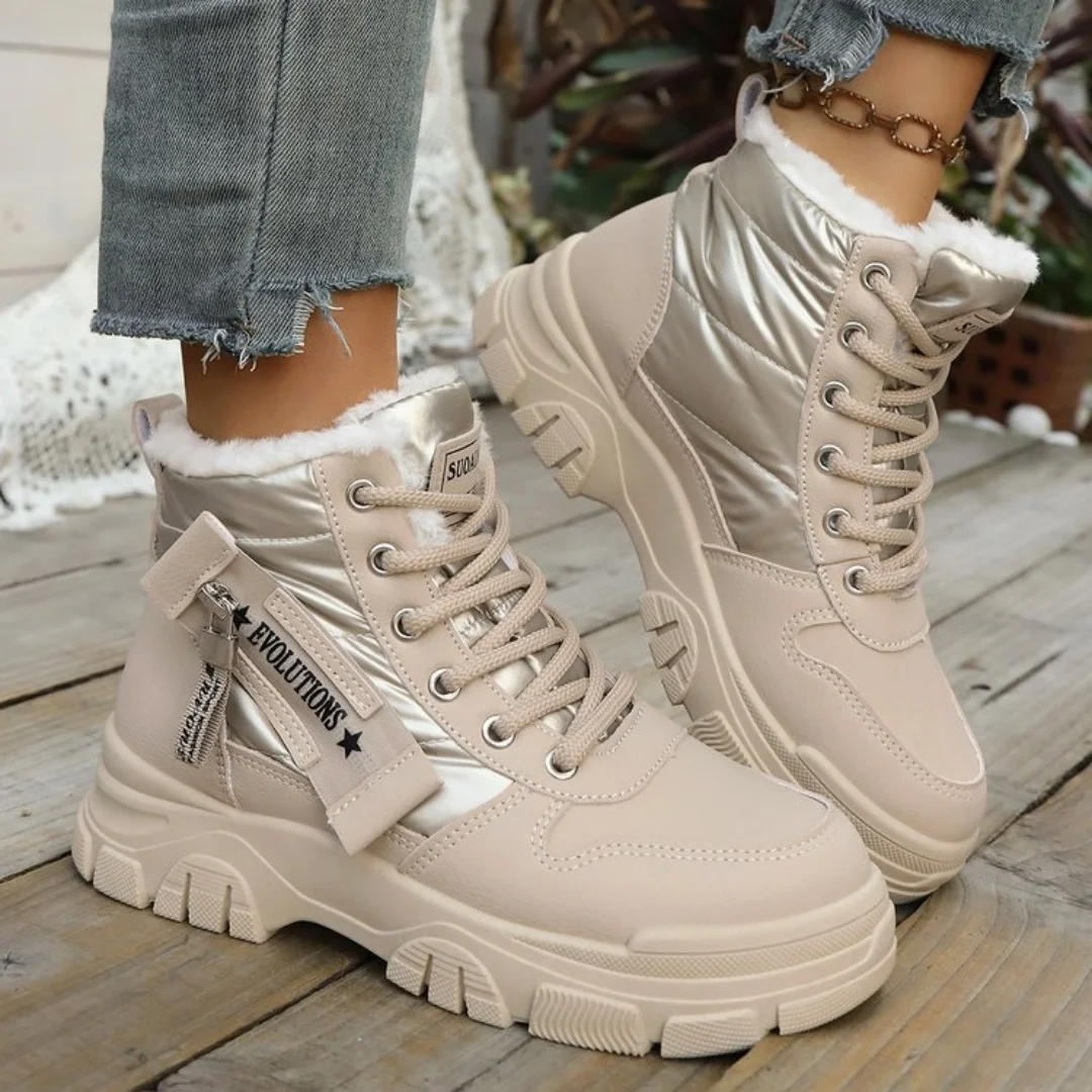 

Women's winter large-sized snow boots with added fleece and thickened warmth, thick-soled high-top outdoor comfortable