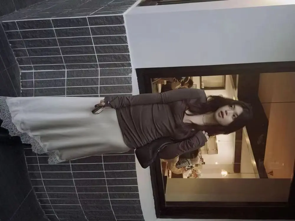 

HH Woman Spring Fashion Commuting Silk Satin Asymmetric Hem Lace Decoration Skirt Female Casual Street Style Mid Length Skirt