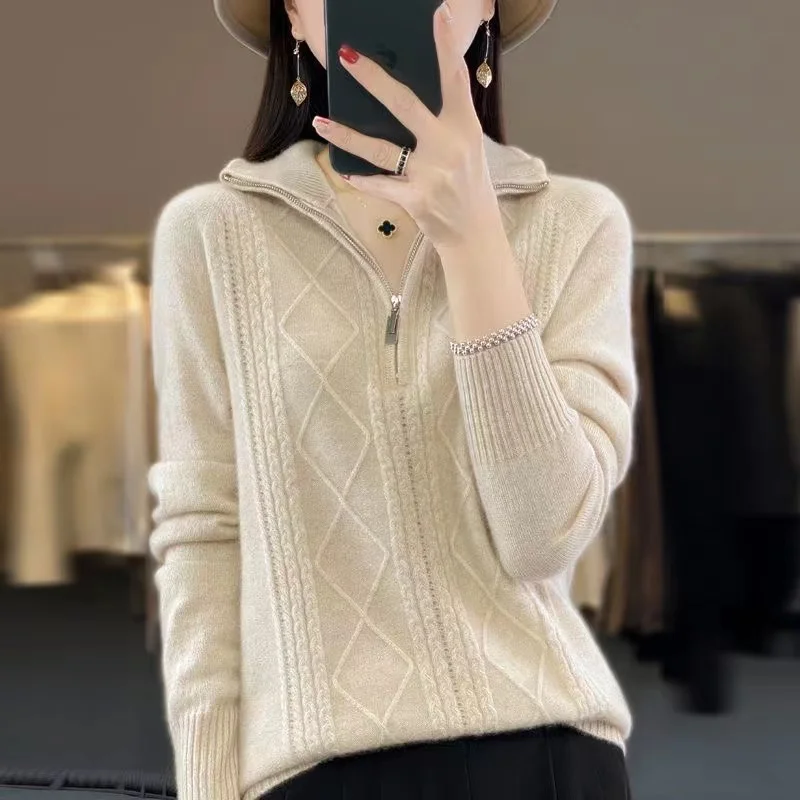 Women\'s pullover cashmere sweater autumn and winter long sleeved knitted sweater top thickened long sleeved sweater