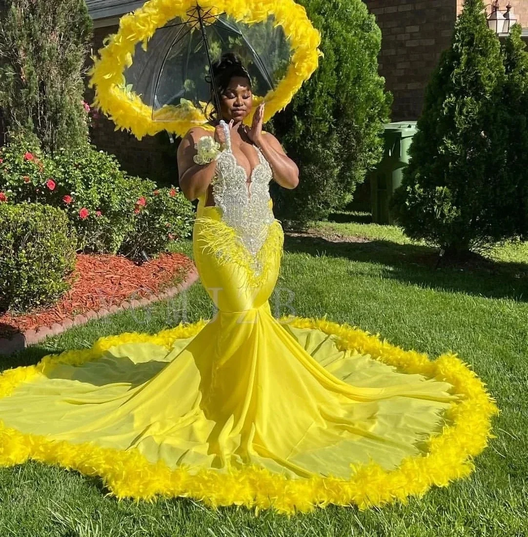 Yellow Prom Dresses Evening Black Girls Luxury Rhinestone Bead with Feather African Formal Party Gala Gown Graduation Customized