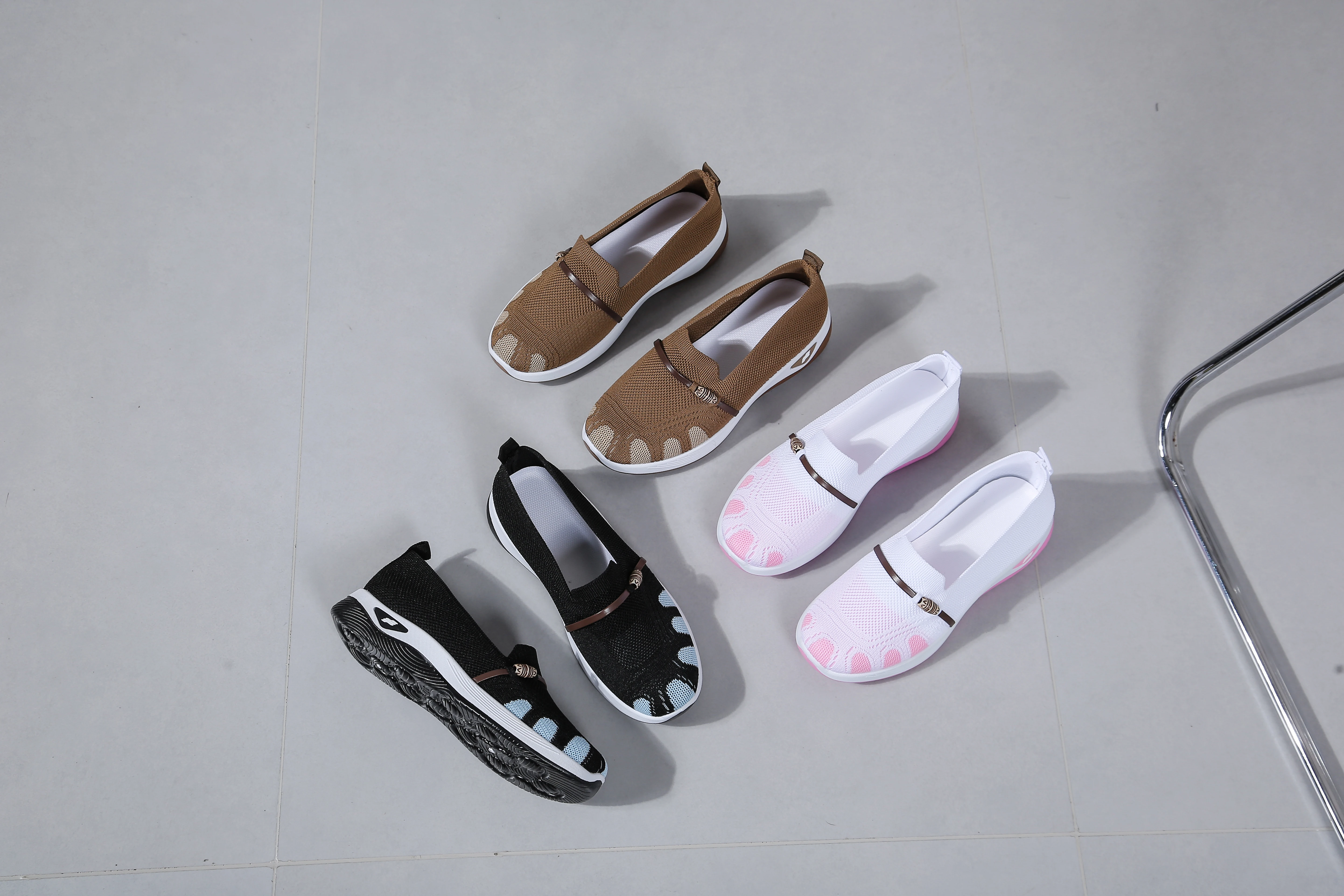 Damen Sommer 2026 Casual Sneakers EVA Ultraleichte Weiche Einlegesohle Damen Arbeitsschuhe Atmungsaktiv Bequem für Tägliches Gehen – Detail 18