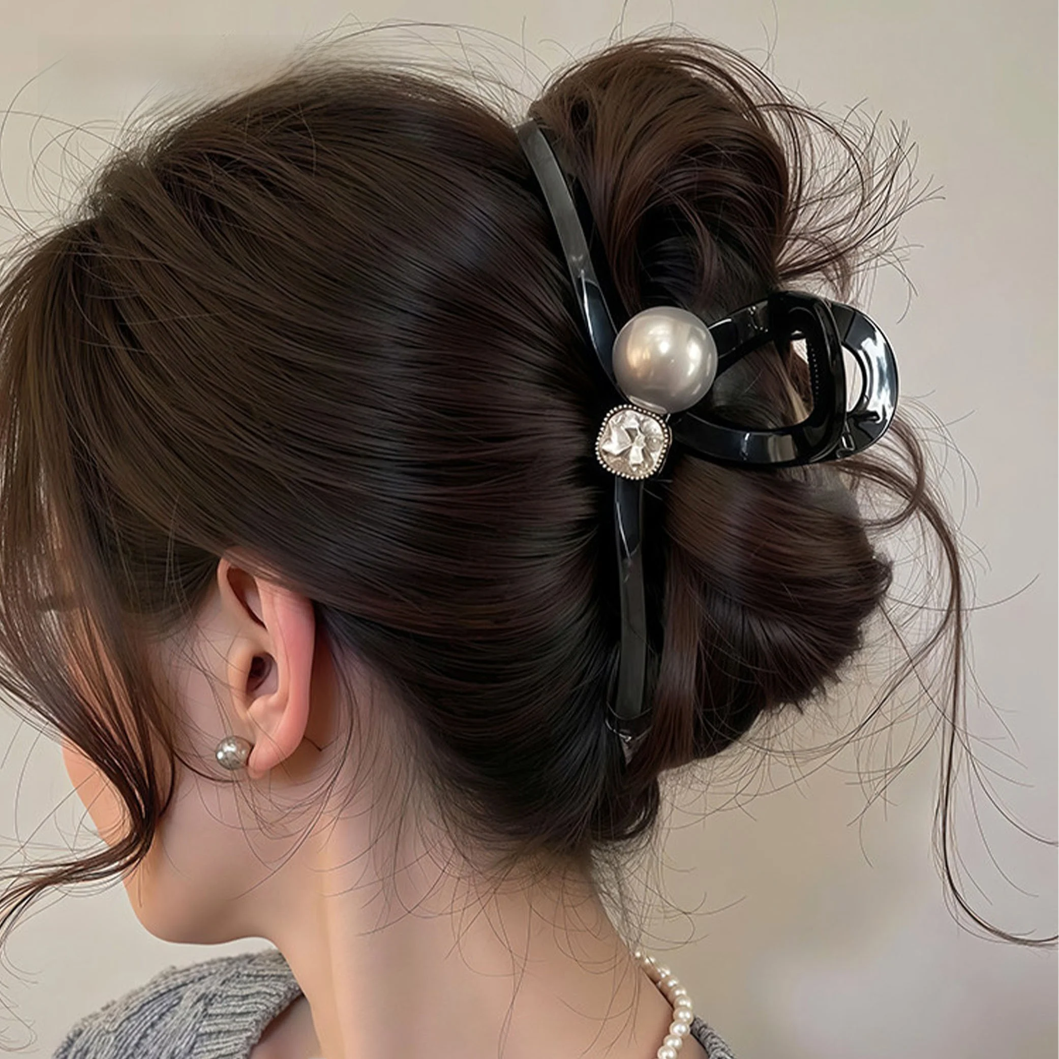 fermaglio-per-capelli-vanmbo-con-perle-e-diamanti-nuovo-modello-2026-sensazione-moda-fermaglio-a-morso-di-squalo-in-acrilico-stile-coreano