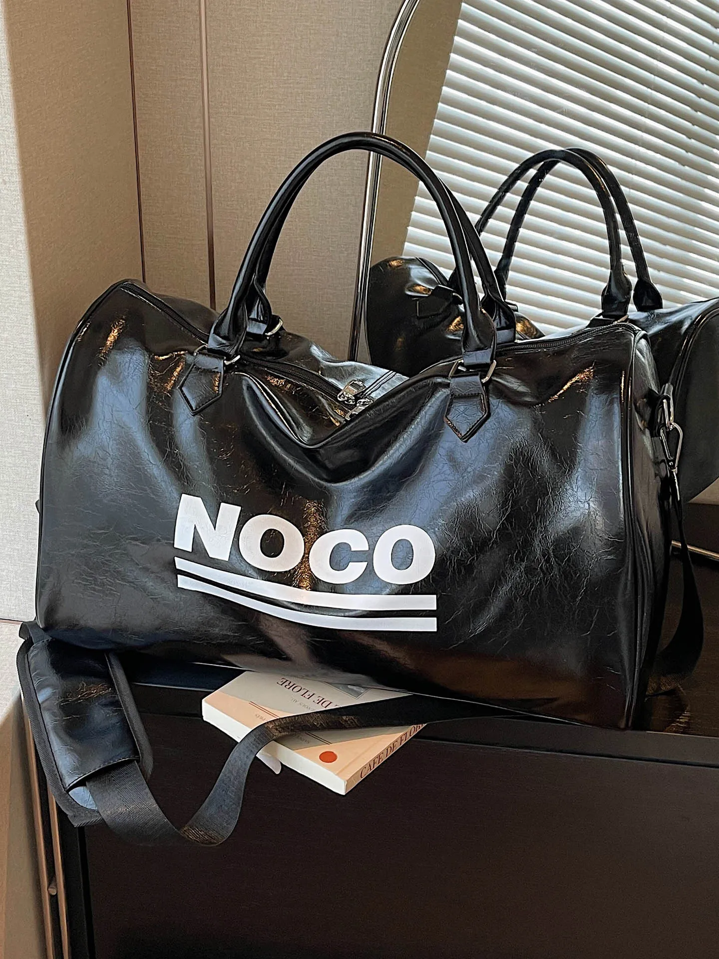 unisex-travel-bag-lightweight-foldable-crossbody-shoulder-bag-for-short-trips-business-trips-male-female-styles-available