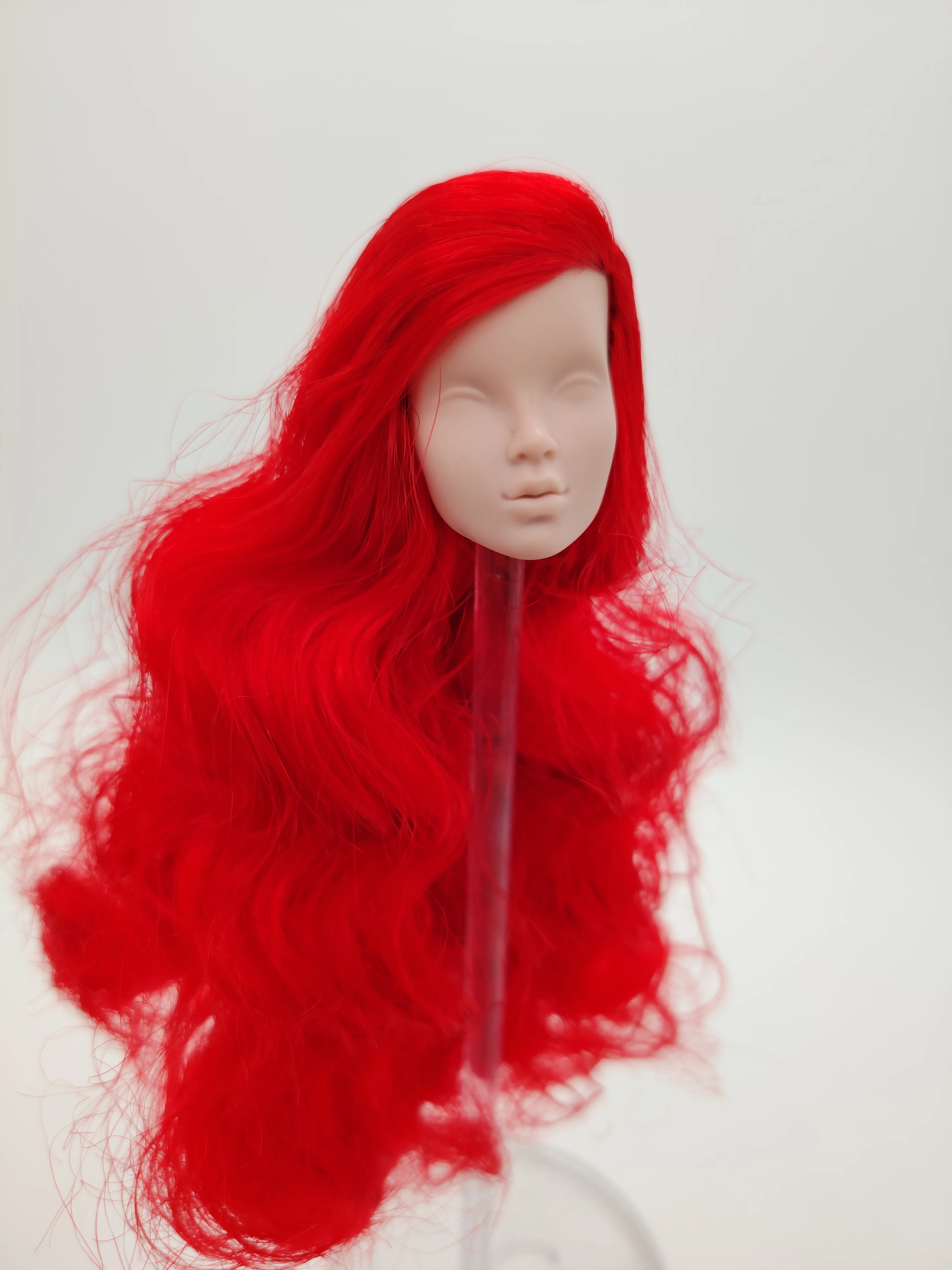 

Fashion Royalty Rare 1/6 Scale Dynamite Girl Jasper Japan Skin Red Hair Integrity Doll Head