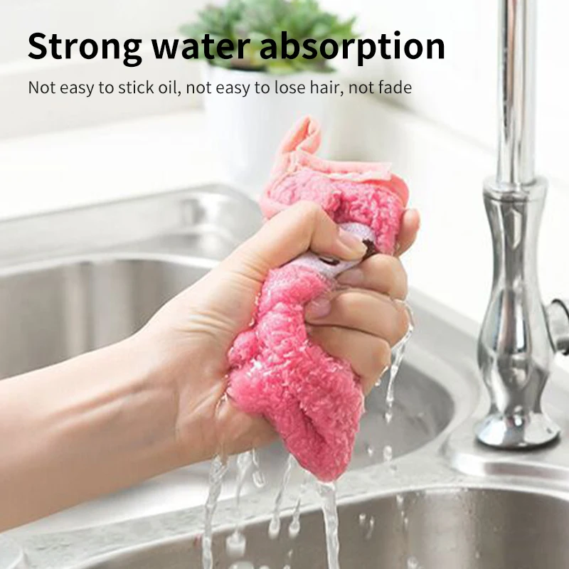 1 PCs Cartoon Coral Velvet Hand Wipes Kitchen Supplies Hanging Absorbent Rag Dish Cloth Household Cleaning Cloth